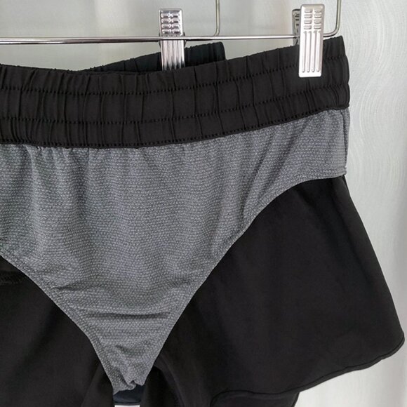 Vuori Women's Clementine 4" Short 2.0 XS/S/M/L Black Athletic Casual Comfy - Picture 8 of 9